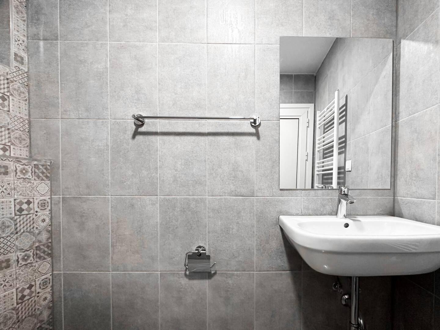6 6 Bathrooms 2 Levels Kitchens Apartament Sofia