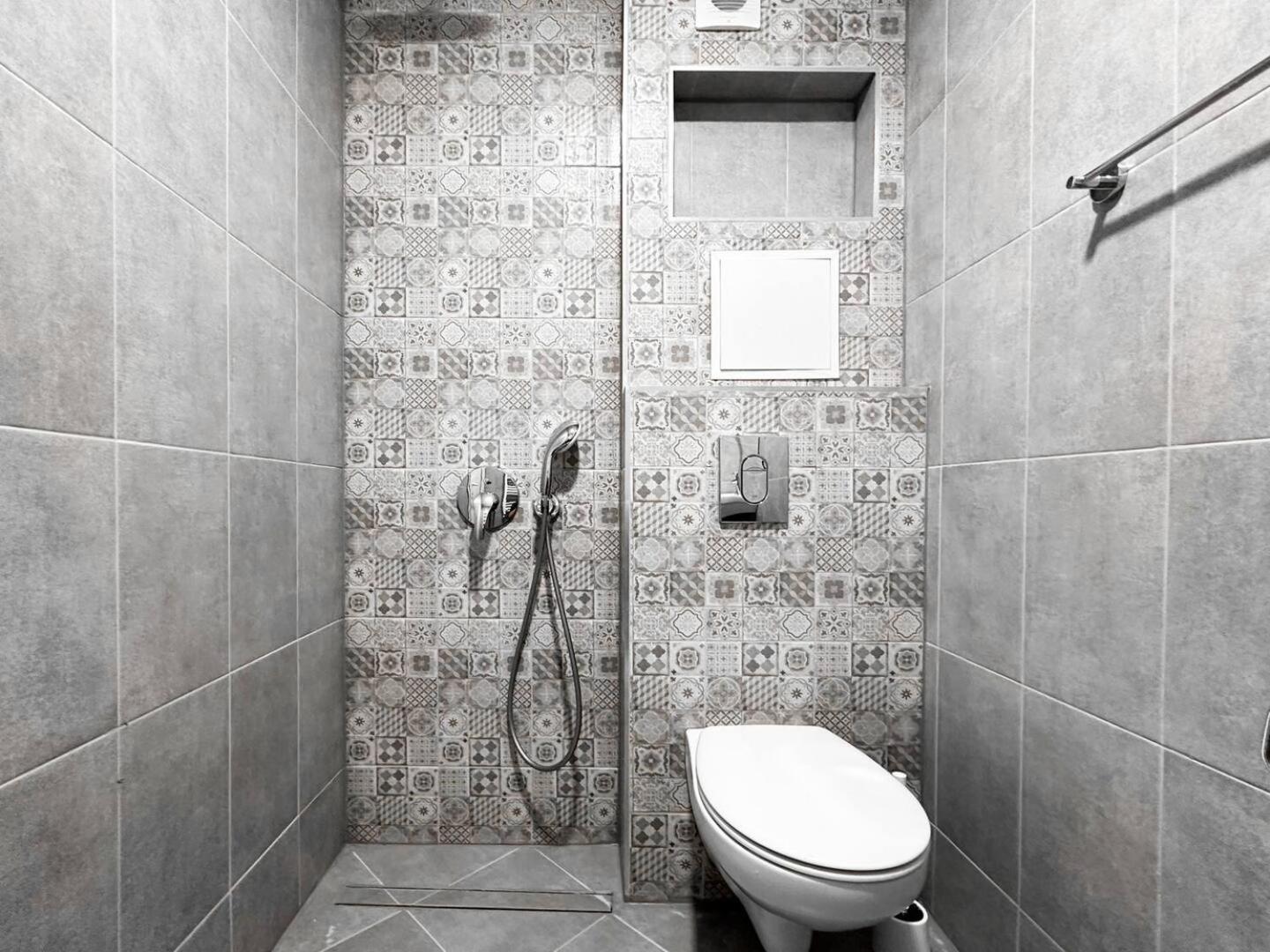 Apartament 6 6 Bathrooms 2 Levels Kitchens Sofia
