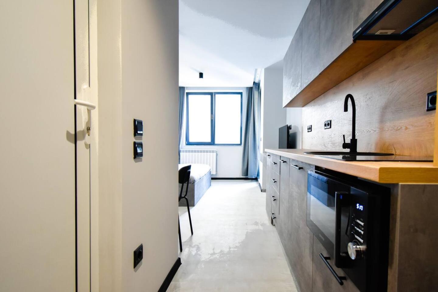 Apartament 6 6 Bathrooms 2 Levels Kitchens *